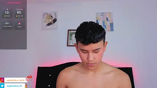 Angel esteban fx online show from 11/04/25, 11:47