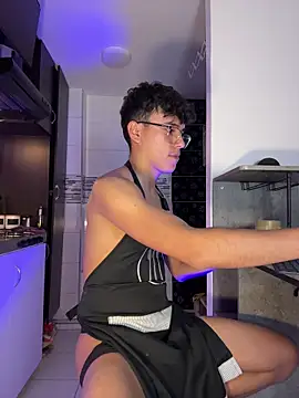 Angel esteban fx online show from 02/26/26, 04:45