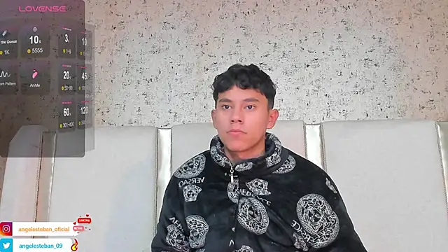 Snapshot of Angel_esteban_fx chatting on 02/15/25, 10:22 Angel esteban fx online show from 02/15/25, 10:22