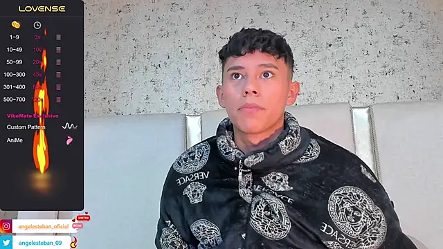Snapshot of Angel_esteban_fx chatting on 03/06/25, 03:46 Angel esteban fx online show from 03/06/25, 03:46