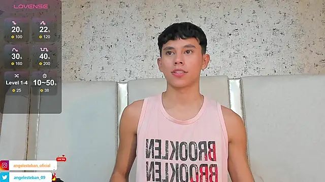Snapshot of Angel_esteban_fx chatting on 02/16/25, 03:47 Angel esteban fx online show from 02/16/25, 03:47