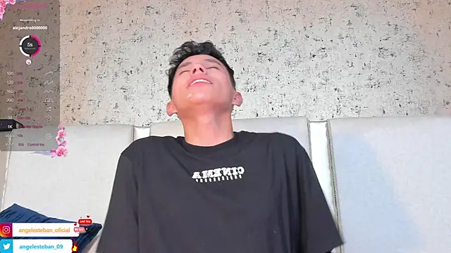 Snapshot of Angel_esteban_fx chatting on 03/15/25, 06:47 Angel esteban fx online show from 03/15/25, 06:47