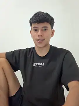 Angel esteban fx online show from 12/21/25, 03:52