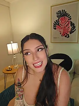 Snapshot of freya_bella_ chatting on 06/12/26, 10:57 freya bella online show from 06/12/26, 10:57