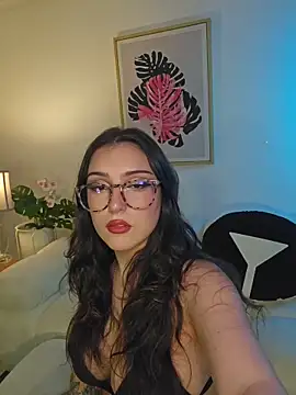 Snapshot of freya_bella_ chatting on 03/17/26, 08:06 freya bella online show from 03/17/26, 08:06