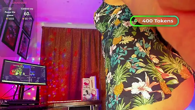 Romynahotx online show from 04/05/26, 10:00