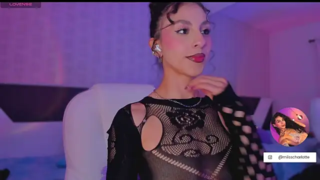 MiissCharlotte online show from 11/08/25, 04:38