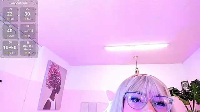 Red lady online show from 03/20/25, 04:07