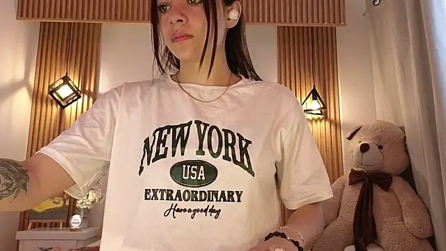 hannacruzsj online show from 04/11/26, 07:50