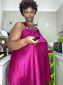 MsWhiteChocolatte online show from 04/17/26, 10:45