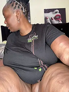 MsWhiteChocolatte online show from 02/21/25, 01:11