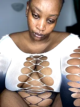 MsWhiteChocolatte online show from 11/23/25, 09:19