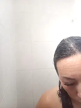 Laura martin  online show from 02/03/26, 01:49