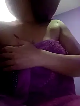 Laura martin  online show from 04/07/26, 11:12