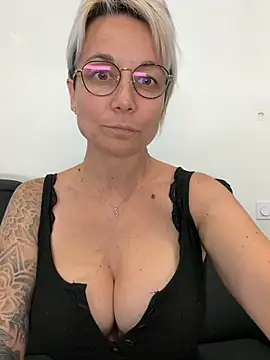 marinella07 online show from 06/21/26, 11:27