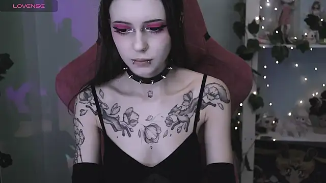 prettybones online show from 04/09/26, 11:11