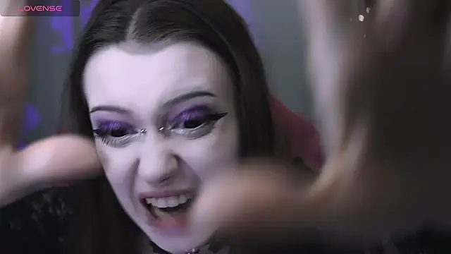 prettybones online show from 03/22/26, 01:53