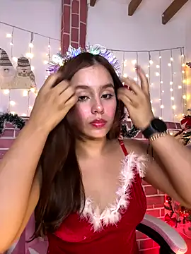 Juanelopez1 online show from 12/17/25, 04:28