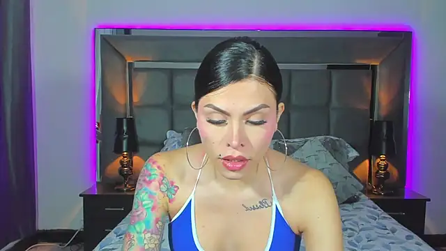 Emmilysantibanez online show from 01/29/25, 12:24