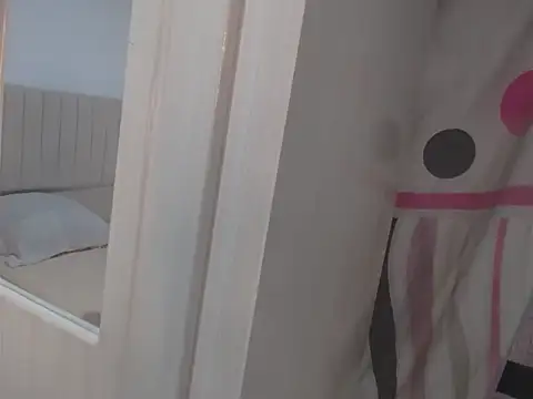 Stepmom slut 50 online show from 03/28/26, 06:42