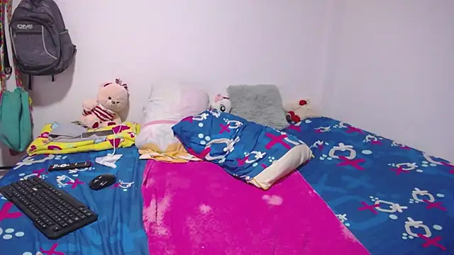 Snapshot of Stepmom_slut_50 chatting on 03/05/25, 12:55 Stepmom slut 50 online show from 03/05/25, 12:55