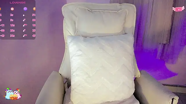   18Angel   online show from 01/12/26, 06:15