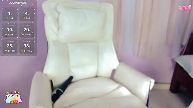 Snapshot of __18Angel__ chatting on 03/18/25, 11:44 18Angel online show from 03/18/25, 11:44