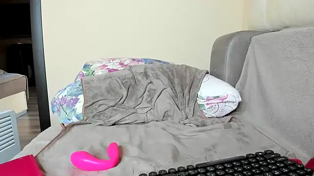 Daddysgirl 777 online show from 03/01/26, 09:31