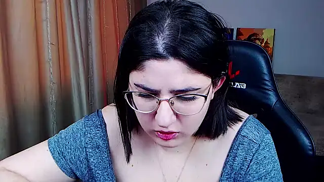 Crazy Bunya online show from 02/21/25, 02:06