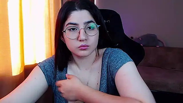 Snapshot of Crazy_Bunya chatting on 07/19/26, 01:52 Crazy Bunya online show from 07/19/26, 01:52