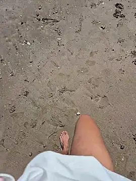 Snapshot of SexyErola27 chatting on 03/25/26, 12:15 SexyErola27 online show from 03/25/26, 12:15