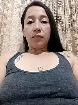 emilypoppy3 online show from 12/14/25, 01:28