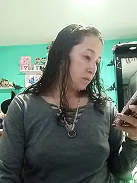 emilypoppy3 online show from 03/07/25, 11:18