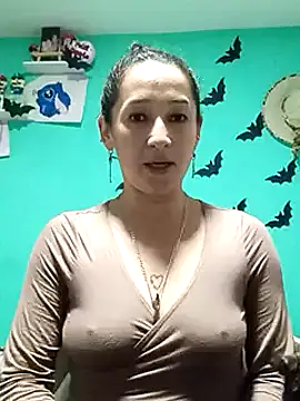 emilypoppy3 online show from 02/15/25, 06:33