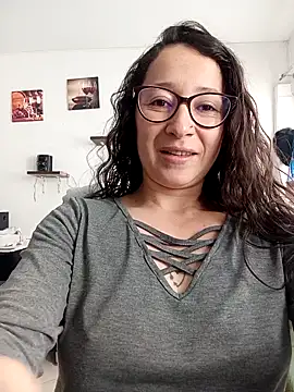 emilypoppy3 online show from 02/28/26, 08:08