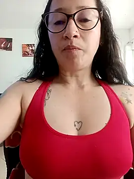 emilypoppy3 online show from 03/11/26, 08:14