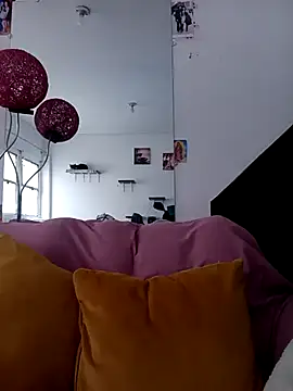 emilypoppy3 online show from 11/26/25, 02:06