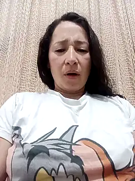 emilypoppy3 online show from 12/19/25, 08:44