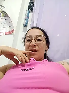 emilypoppy3 online show from 04/14/26, 09:20