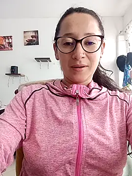 emilypoppy3 online show from 02/25/26, 06:19