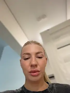 NewLale online show from 04/17/26, 02:58