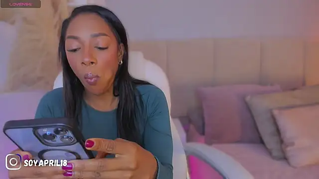 aprilebony  online show from 03/10/26, 10:52