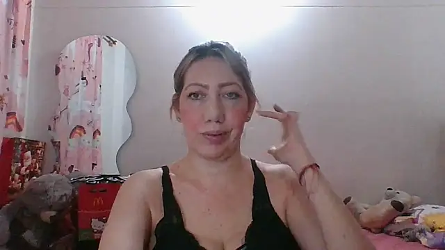 stephanie allen online show from 10/30/25, 06:23