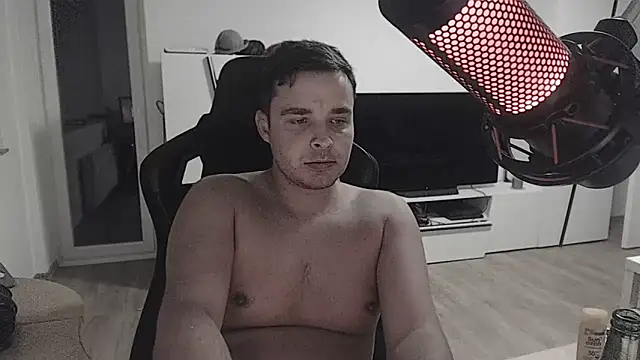 SharkLuigi online show from 10/31/25, 04:53