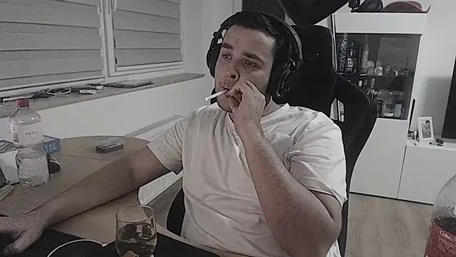 SharkLuigi online show from 09/14/25, 01:50