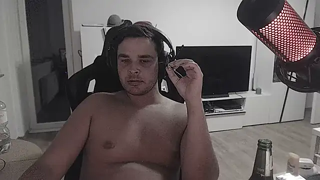 SharkLuigi online show from 10/25/25, 11:38