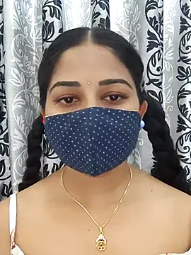 Snapshot of Angleannie chatting on 09/13/25, 05:13 Angleannie online show from 09/13/25, 05:13