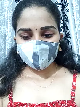 Snapshot of Angleannie chatting on 09/22/25, 01:39 Angleannie online show from 09/22/25, 01:39