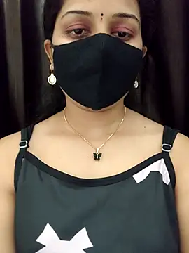 Angleannie online show from 05/05/26, 04:54