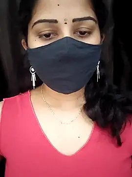 Snapshot of Angleannie chatting on 11/07/25, 05:39 Angleannie online show from 11/07/25, 05:39